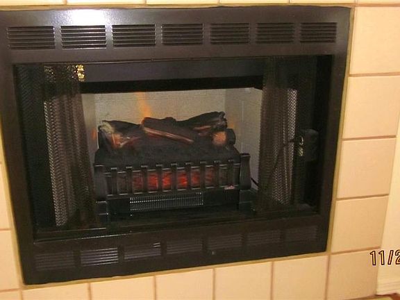 5th image of 1873 N Pine Crest Ave