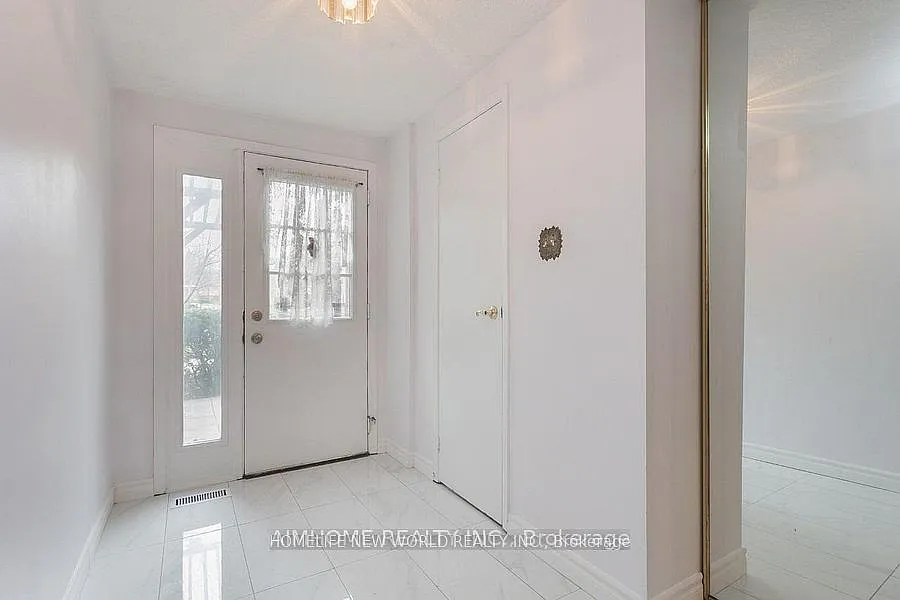4 bed, $3,300 — Photo 3