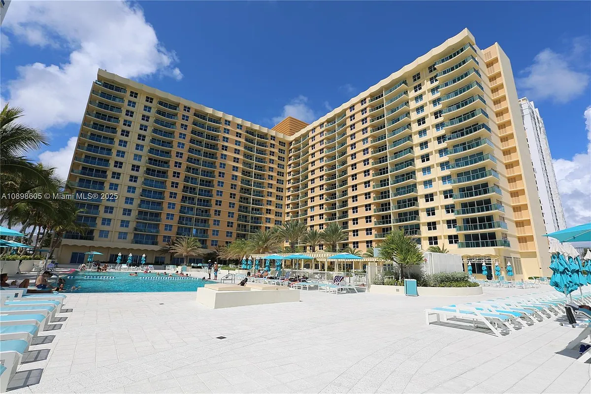 Building Photo - 2501 S Ocean Dr #1617