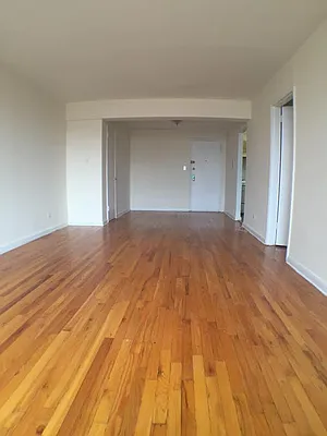 Rented by Giaps Realty Group LLC | media 10