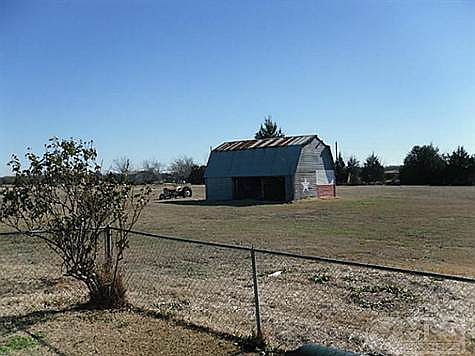 4th image of 1615 County Road 3304