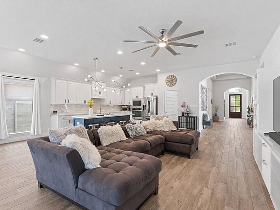 2nd image of 1101 Round Mountain Pass