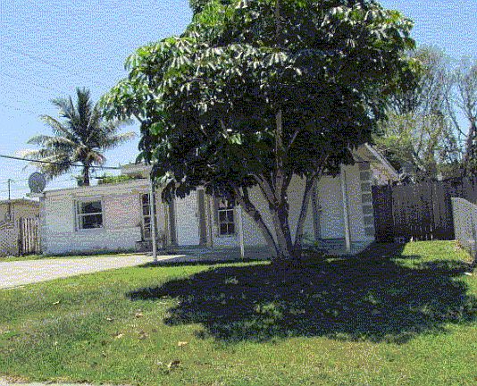 5th image of 5638 Purdy Ln