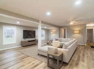 2205 E 770 S, Wolcottville, IN