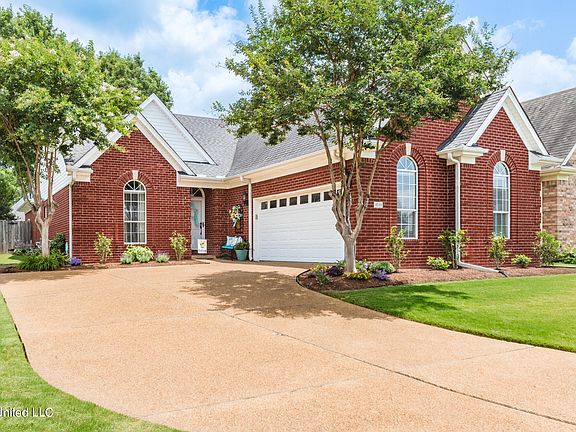4th image of 4518 Westminister Cir