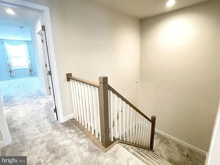 224 Lilac St — Photo 13