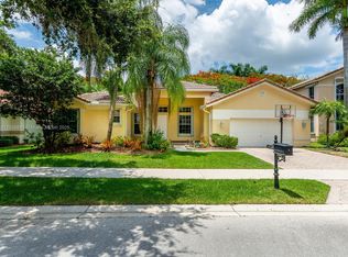 3967 Nighthawk Dr, Fort Lauderdale, FL 33331