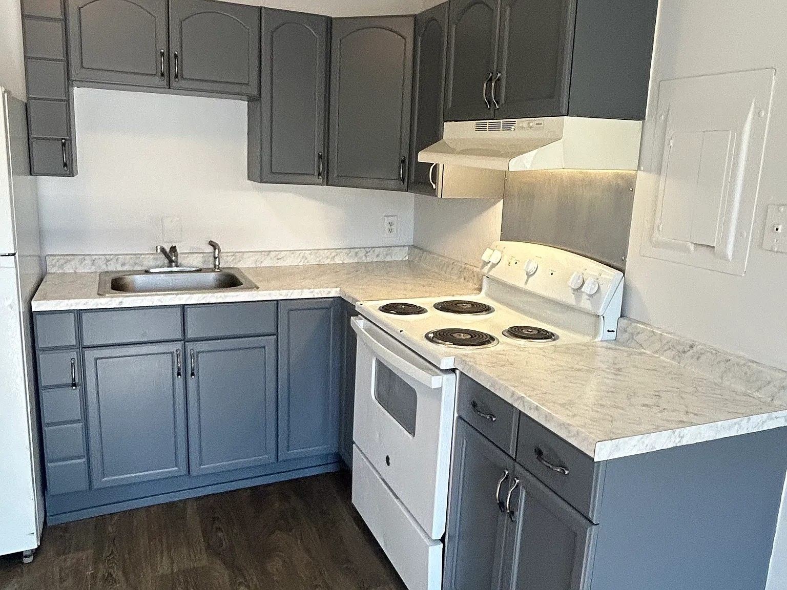 1 bed, 432 sqft, $1,300 — Photo 3