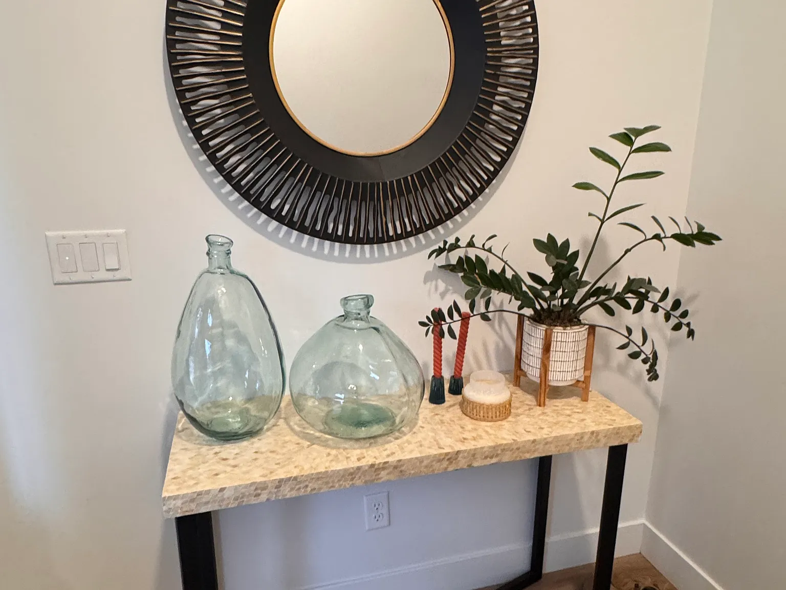 5 bed, 3.5 bath, 3000 sqft, $6,300 — Photo 3