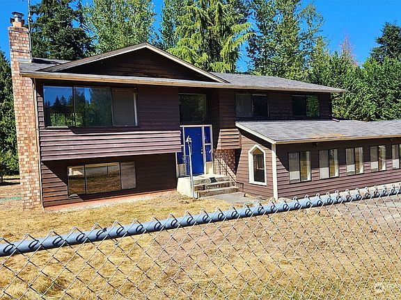3rd image of 23 Deer Meadows Drive