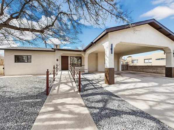 2205 Marie Pl NW, Albuquerque, NM 87104