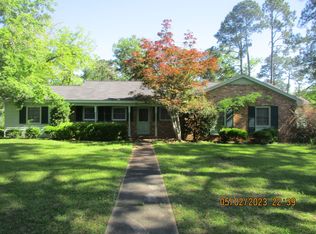 1803 Whispering Pines Rd, Albany, GA 31707