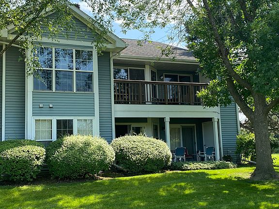 2nd image of 264 W Jennifer Ln Unit 4