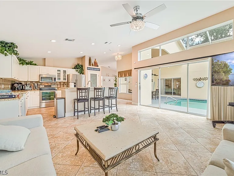 14980 Lake Olive Dr — Photo 13