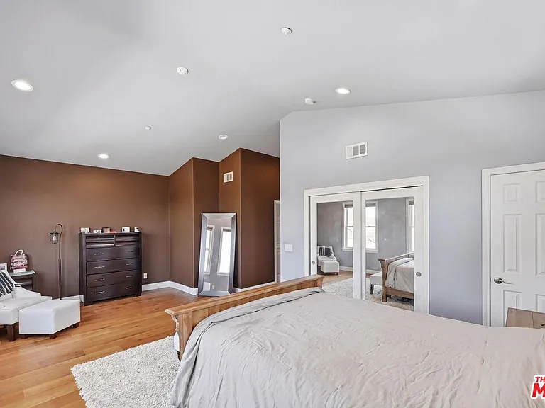 30429 Morning View Dr — Photo 19