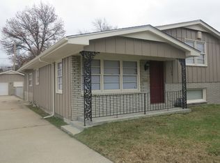 1106 E 75th Ter, Kansas City, MO 64131