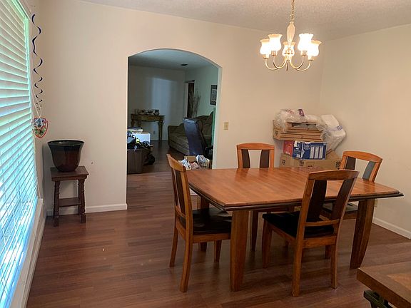 5th image of 500 N Knox Ave