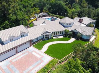 3040 Roscomare Rd, Los Angeles, CA 90077