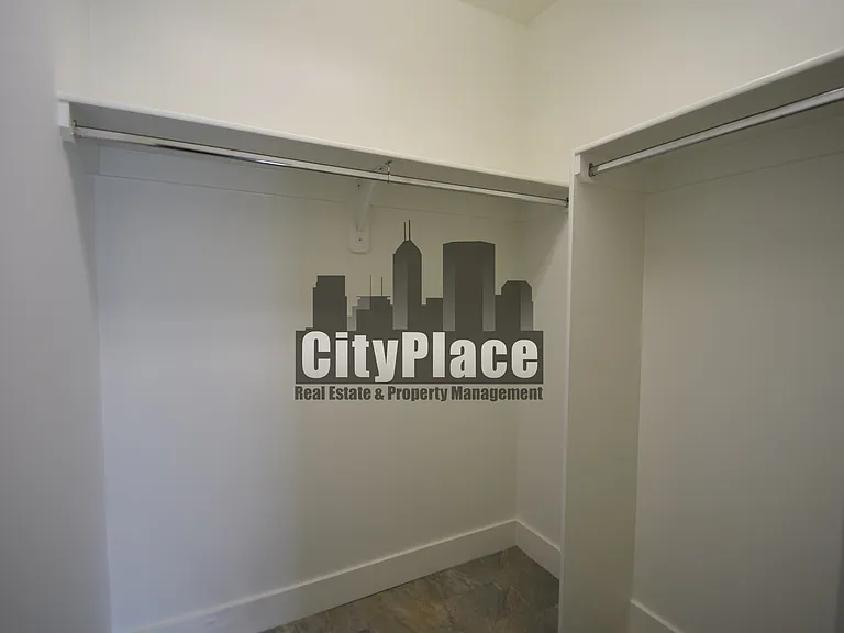 1223 E New York St — Photo 12