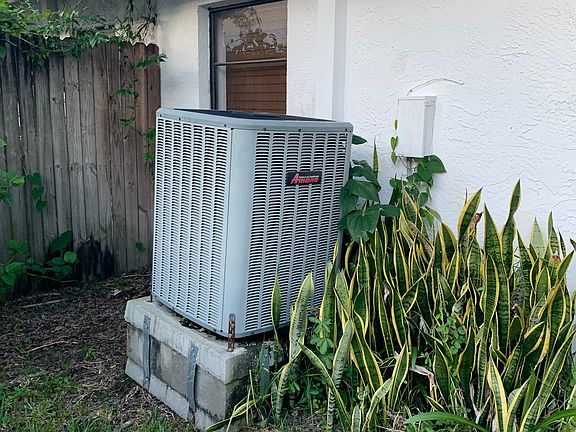 5th image of 2034 Sheffield Ct