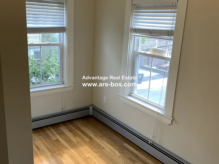 15 Harding St #2 — Photo 2