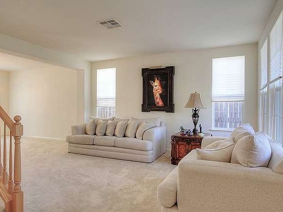 5th image of 317 Glenbriar Cir