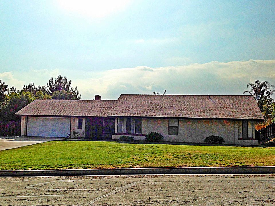 1st image of 7551 Frazer Dr