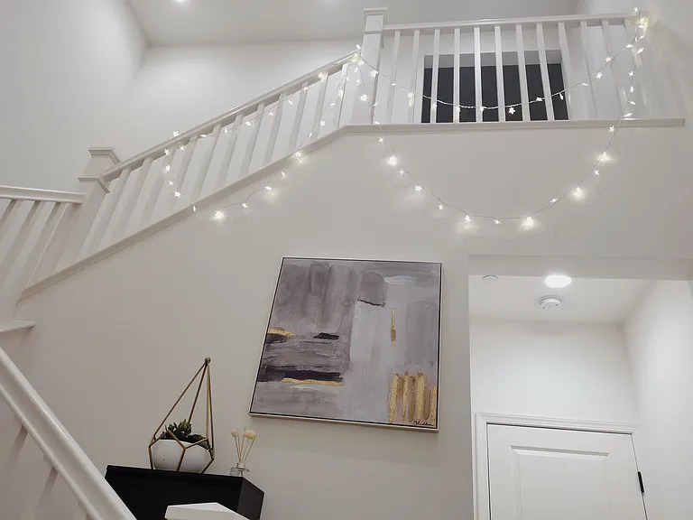 166 Parkwood — Photo 2