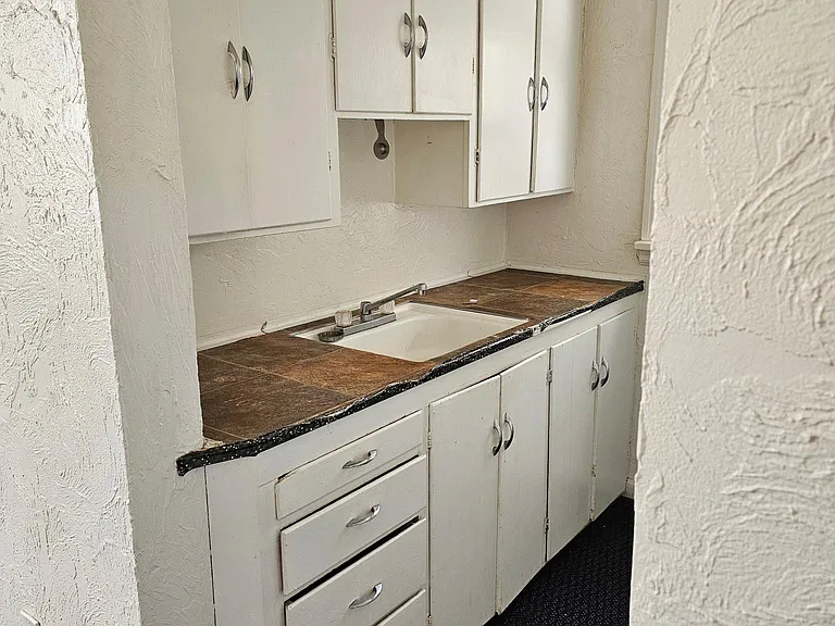 219 H St #2 — Photo 1