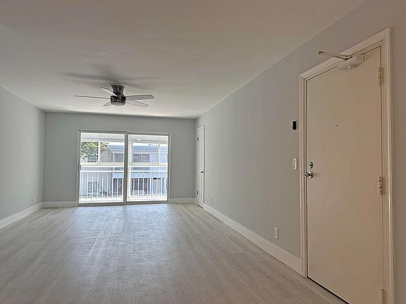 5th image of 6289 Bay Club Drive #4