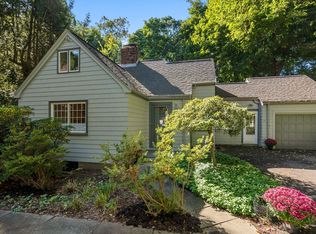 11 Lorraine Cir, Newton, MA 02468
