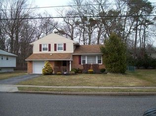 30 Nottingham Way, Turnersville, NJ 08012