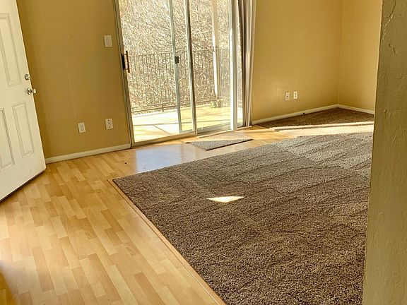 2nd image of 8081 Via De Palmas Ln APT 3