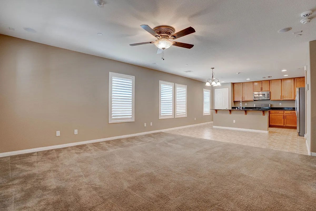 Building Photo - 3096 Bicentennial Pkwy