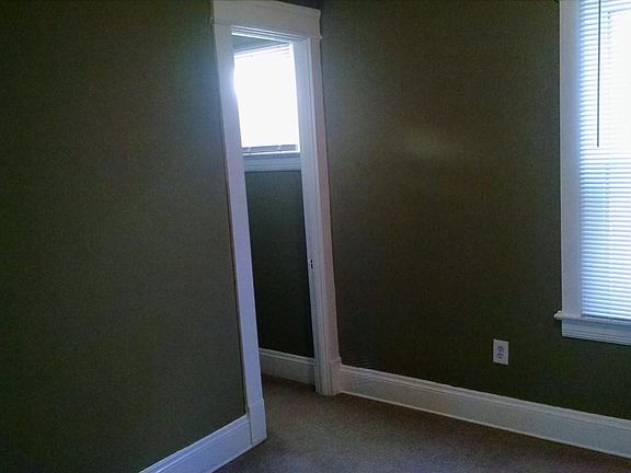 3rd image of 6915 Indiana Ave #Up