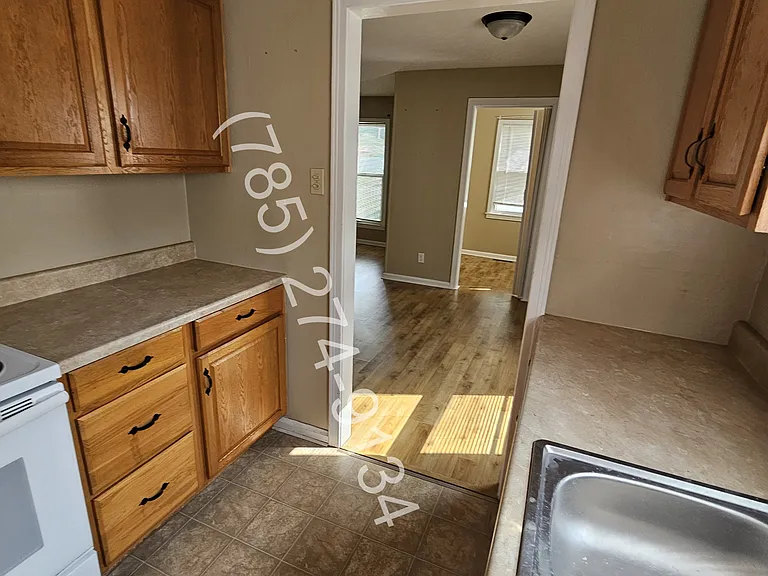 433 E Cloud St — Photo 10
