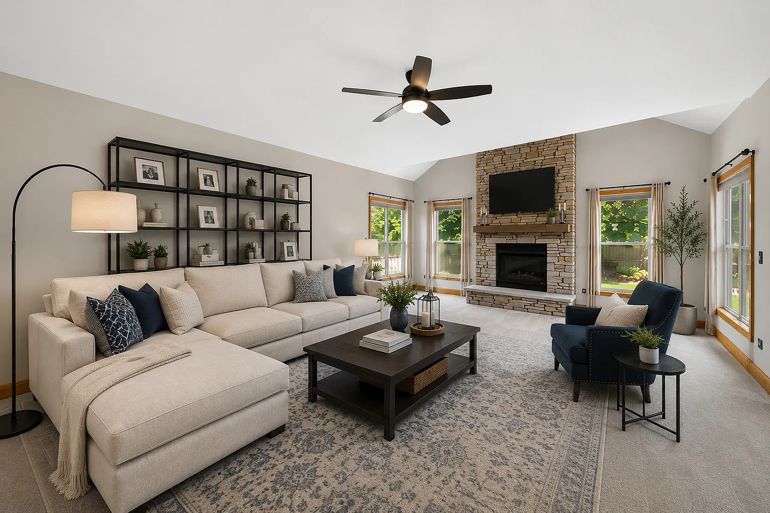 5 bed, 3.5 bath, 3286 sqft, $4,200 — Photo 4