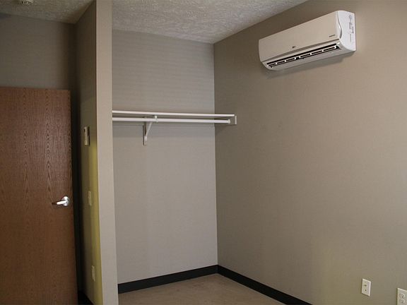 3rd image of 1421 P St #10752203