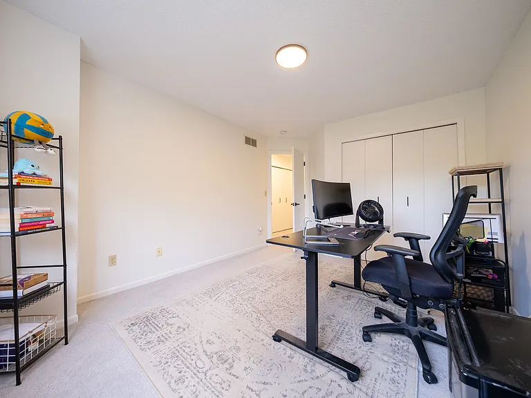 4275 Merrimac Ln N #21 — Photo 16