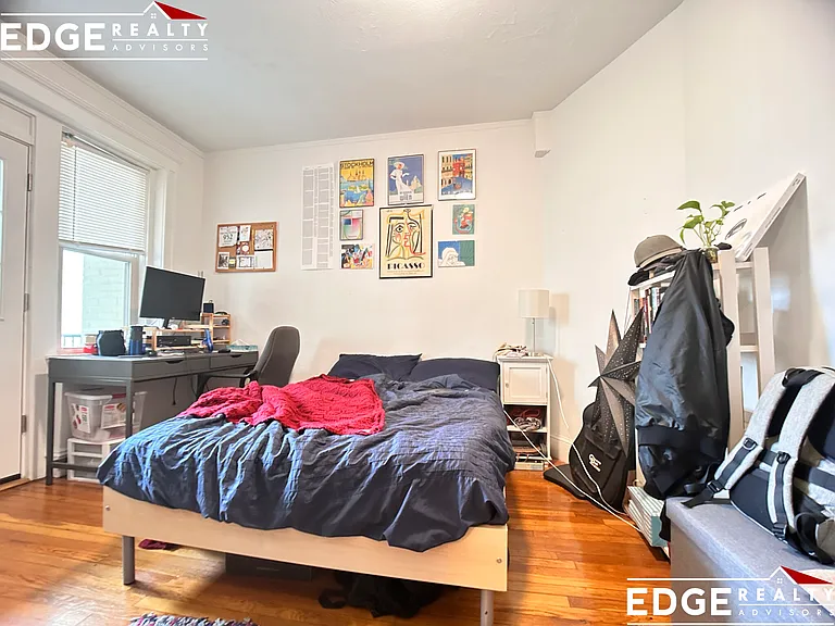 264 Kelton St #2 — Photo 5
