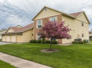 4127 Lexington Dr NE #1, Cedar Rapids, IA 52402