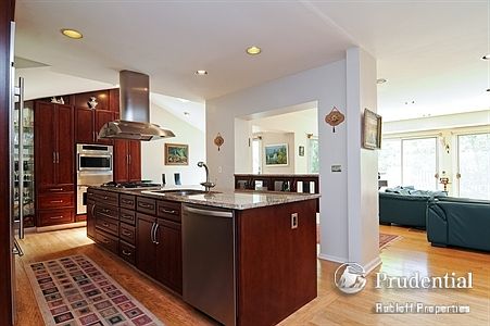4th image of 706 De Tamble Ave