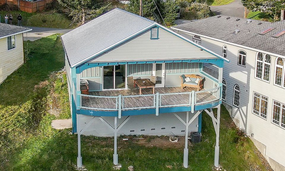 1st image of 100 Fawn Dr