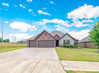 3405 SW Gibson Ave, Bentonville, AR 72712