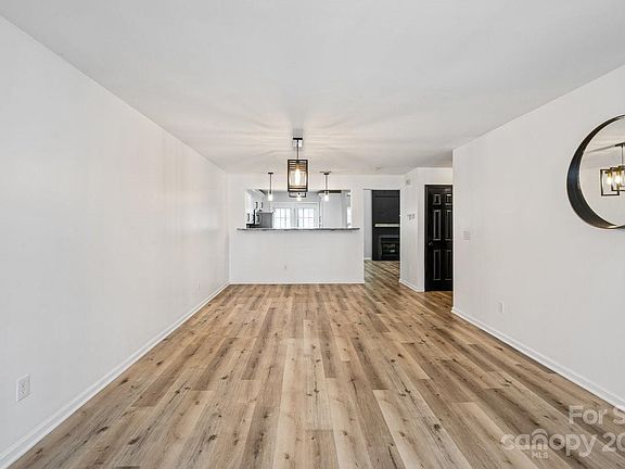 3rd image of 11216 Blake Port Ct
