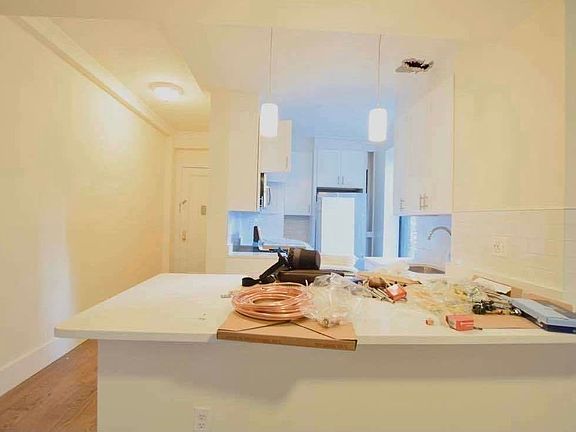 2nd image of 106 W 69th St #4