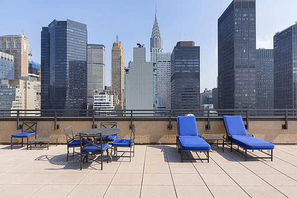 Sold by Corcoran | media 8