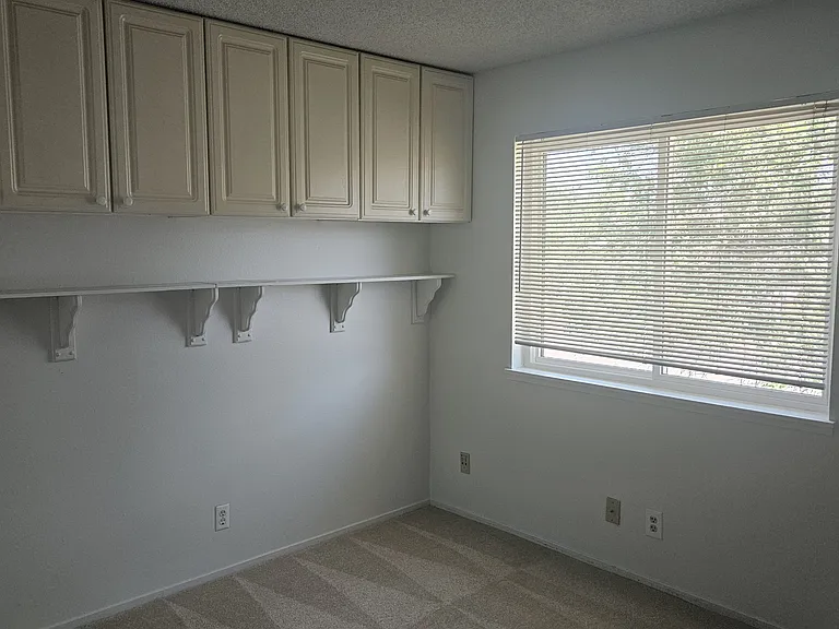 Upstairs 2nd bedroom