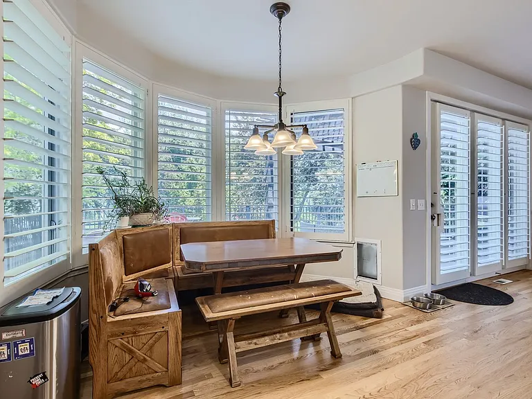 7215 Spring Creek Cir — Photo 10