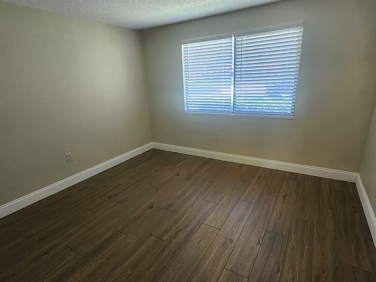 209 Corkwood Ln #209 — Photo 23